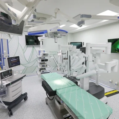 Novo robô cirúrgico consolida referência em cirurgia robótica no Brasil