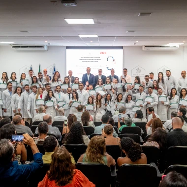 HSI forma especialistas e reforça liderança na formação médica