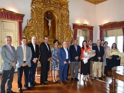 Roberto Sá Menezes é eleito novo presidente da ABRAHUE