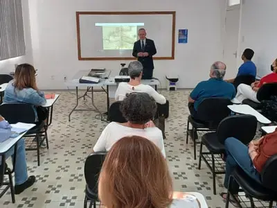 Historiador Francisco Senna ministra palestra na Santa Casa da Bahia sobre o Recôncavo Baiano