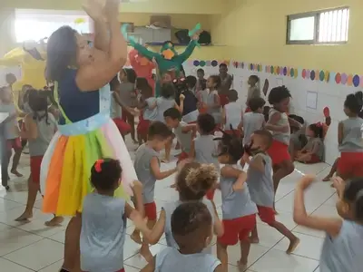 “Semana da criança” tem programação lúdica e doações para crianças do Bairro da Paz 