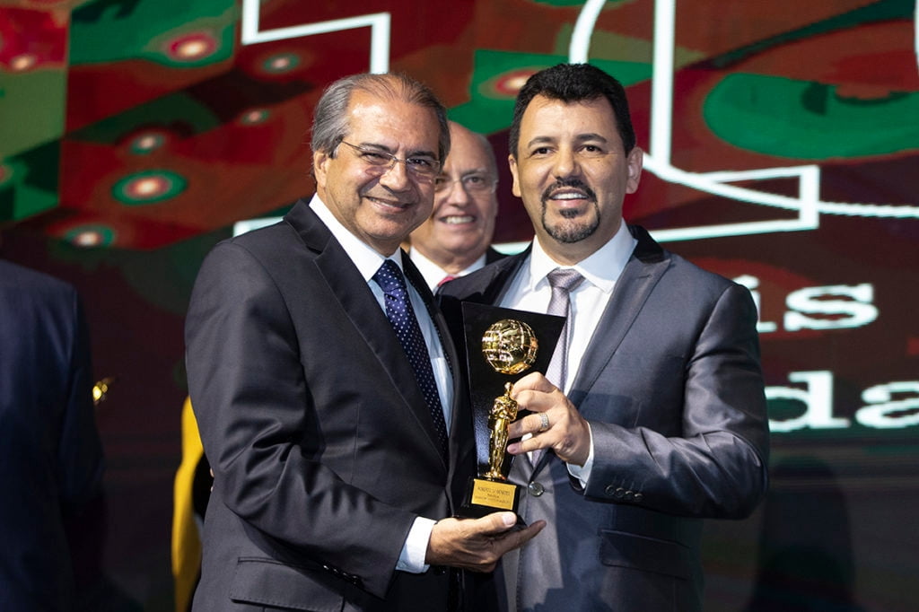 Provedor da Santa Casa da Bahia recebe o Oscar da Saúde