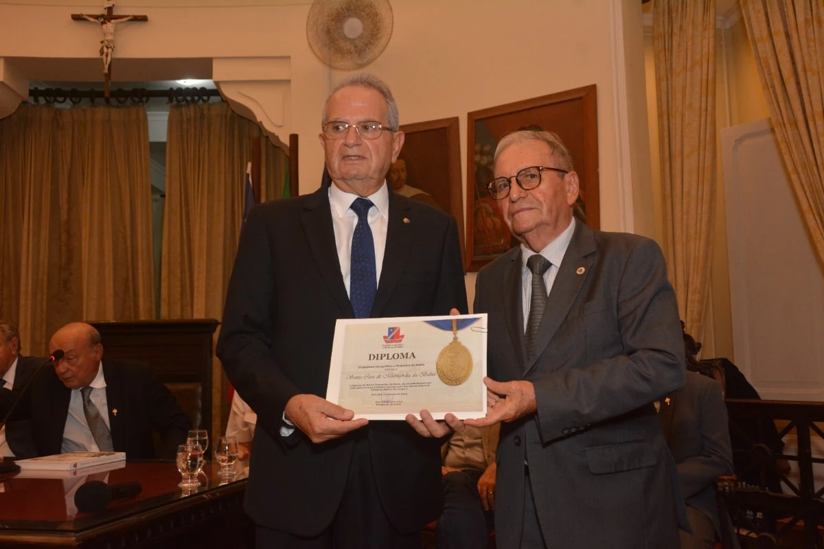 Santa Casa da Bahia é homenageada pelo Instituto Geográfico e Histórico da Bahia
