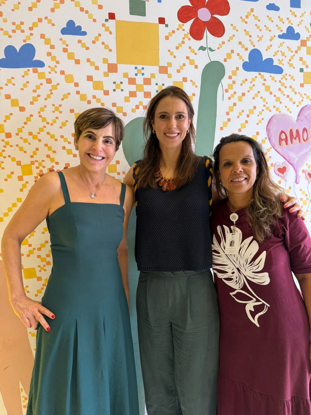 Casa de Apoio Solange Fraga recebe visita da escritora Júlia Jalbut 