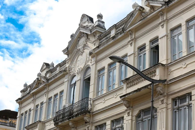 A Santa Casa da Bahia é proprietária de alguns imóveis históricos